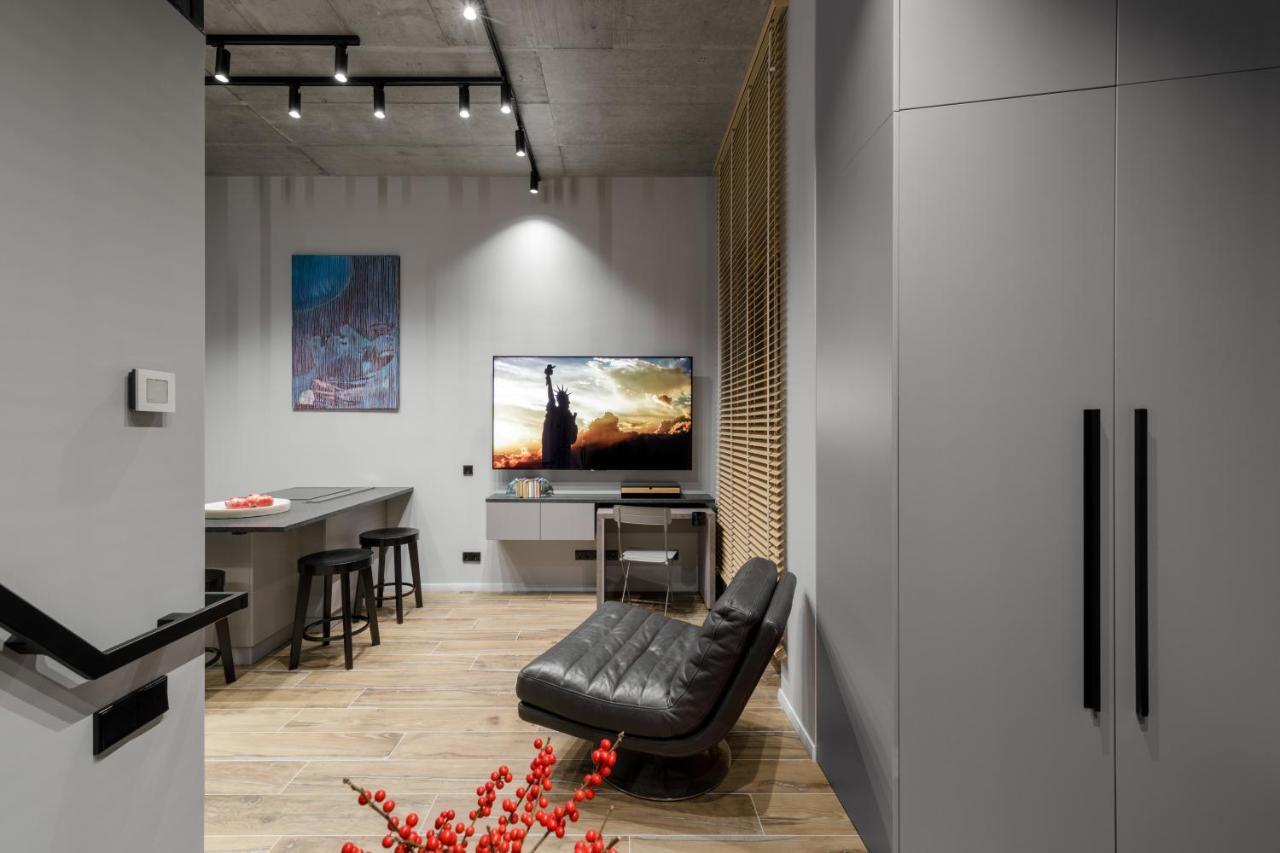 Ivis House Modern Apartment In Vilnius Old Town With Balcony Wilna Exterior foto