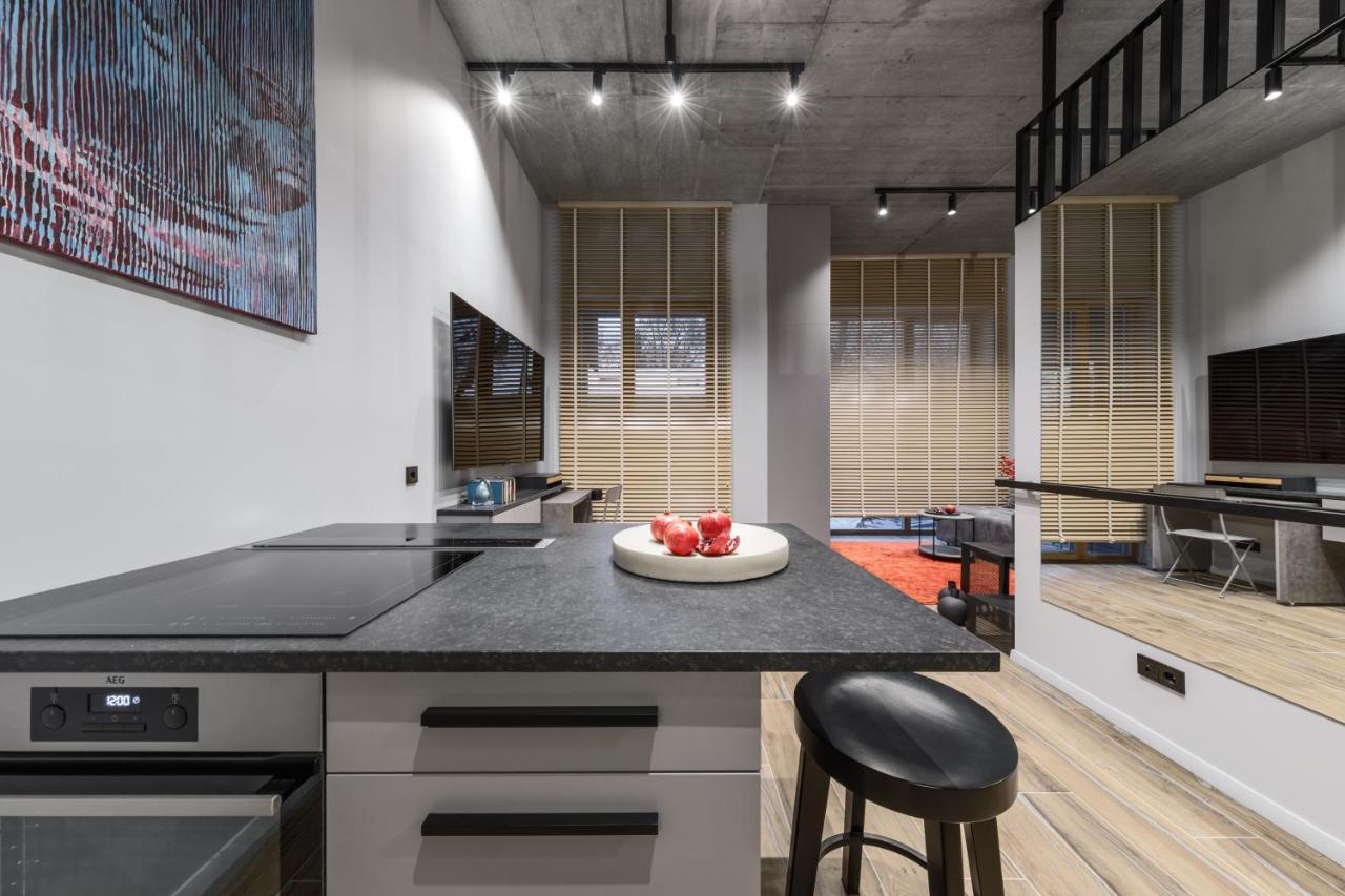 Ivis House Modern Apartment In Vilnius Old Town With Balcony Wilna Exterior foto